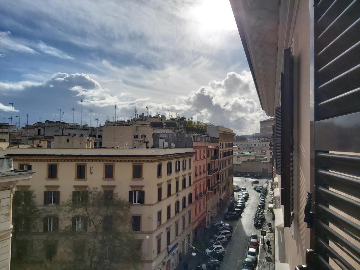 House In The Light Vatican Appartamento Per Vacanze ローマ エクステリア 写真